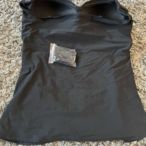 Tankini size large with strap - Picture 2 of 5